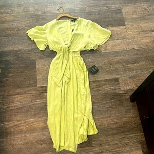 Lulus light green tie front cut out midi dress